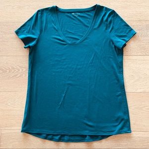 Athleta Short Sleeve T-Shirt Turquoise Size L